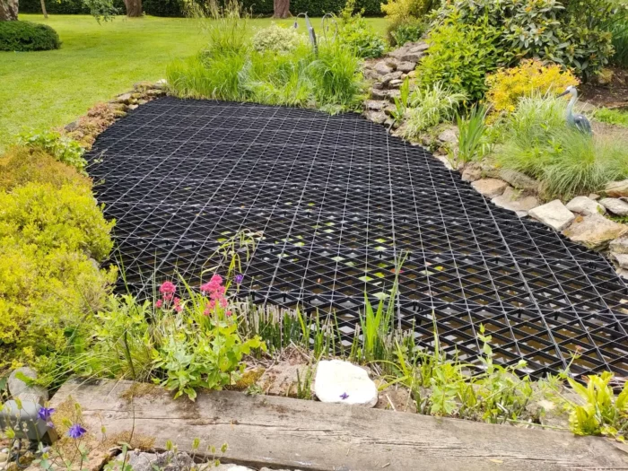 Fully Fitted Diamondeck Safety Grid